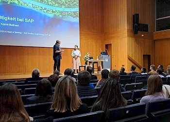 Frau Bjelonic und der Studiengangleiter, Herr Wasmayr; Foto: GSRN